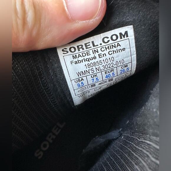 Sorel Joan of Arctic Wedge II Chelsea Boot in Black - Picture 6 of 7